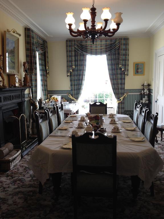 Admiralty House Bed and Breakfast Moville Buitenkant foto